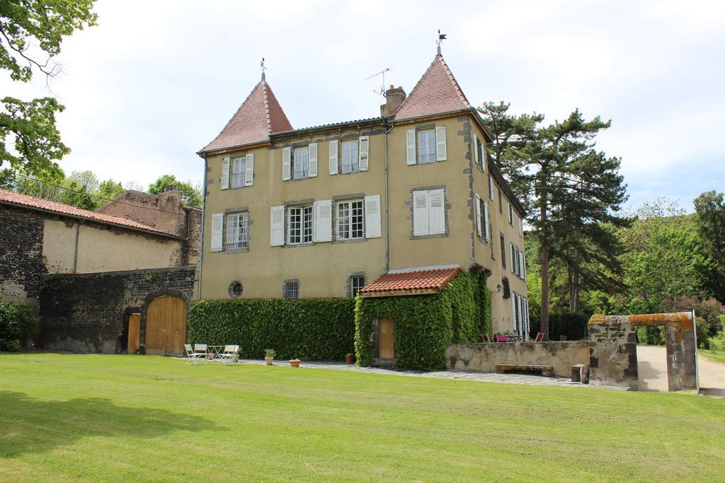 Bed and Breakfast Chateau De Bourrassol Menetrol Zewnętrze zdjęcie