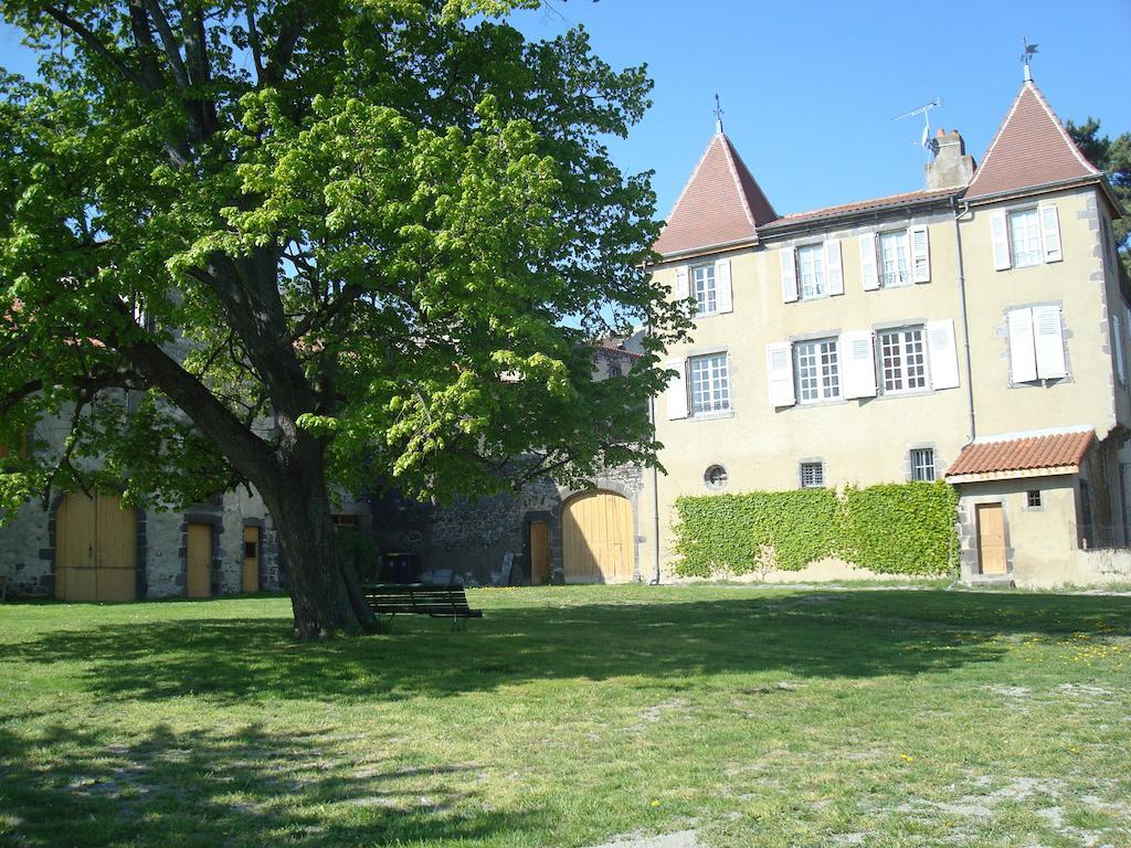 Bed and Breakfast Chateau De Bourrassol Menetrol Pokój zdjęcie