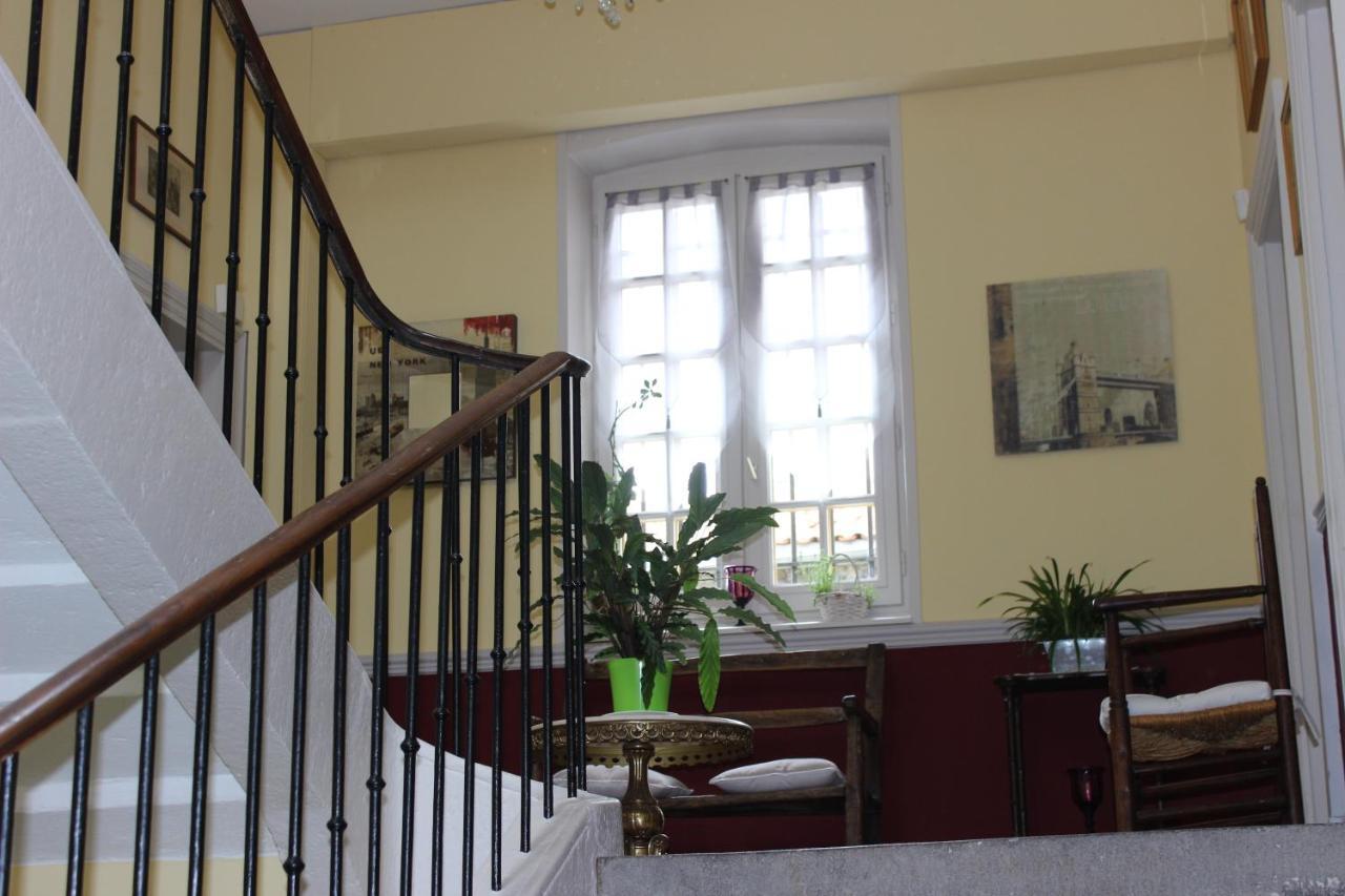 Bed and Breakfast Chateau De Bourrassol Menetrol Zewnętrze zdjęcie